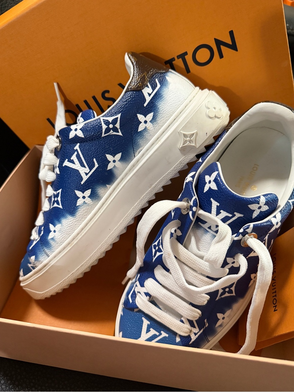 Louis Vuitton Kids Royal Blue Monogram Leather Sneakers